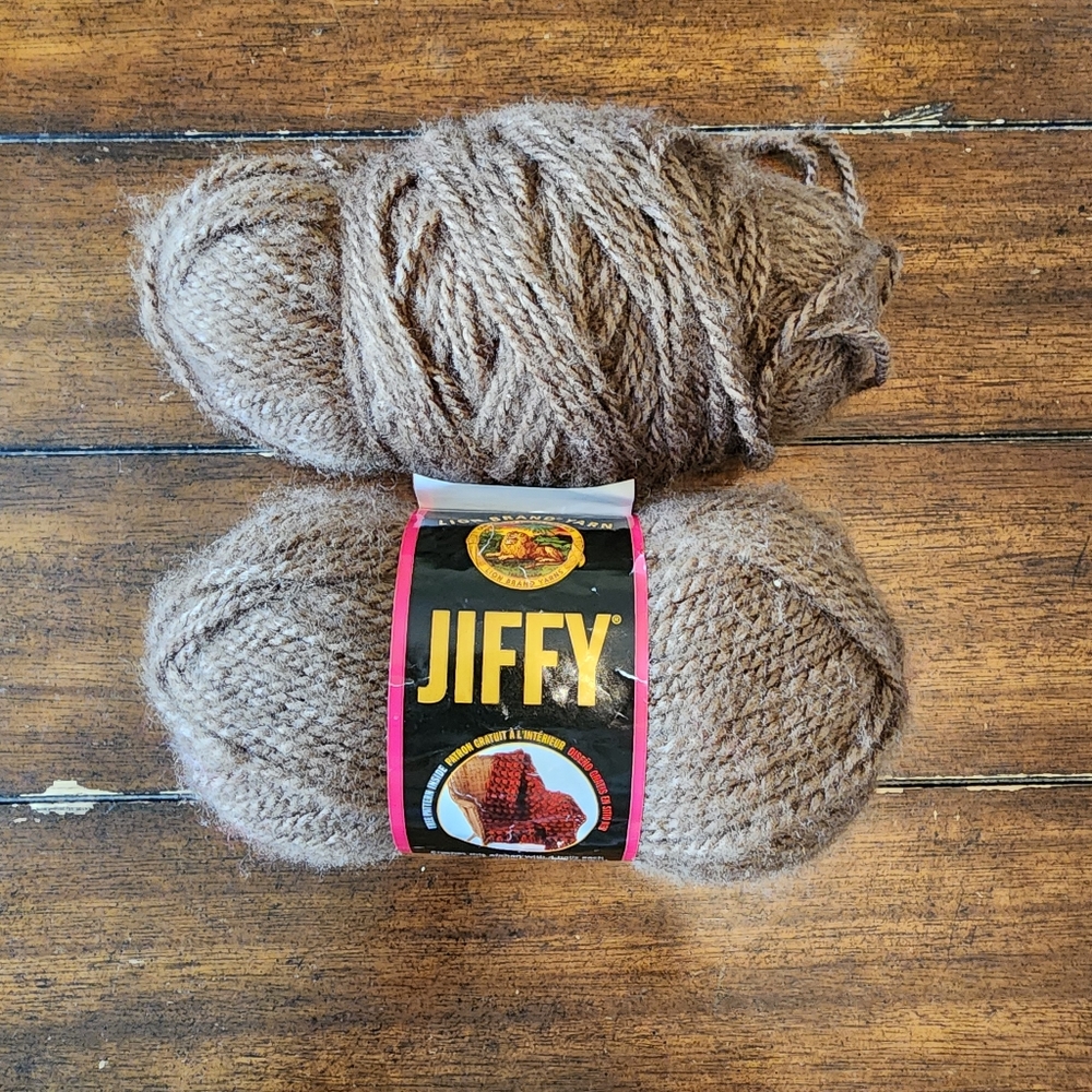 Lion Brand Jiffy Yarn - Caffe